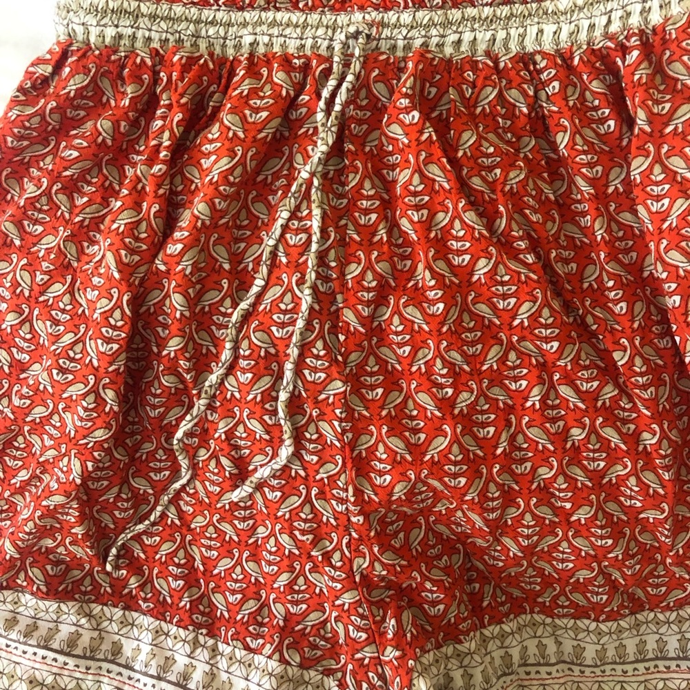cute patterned romper - Picture 2 of 4